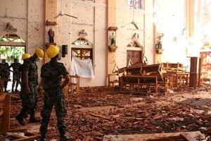 Шрі-Ланка: після вибухів влада заборонила носити одяг, який закриває обличчя