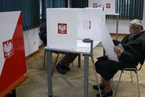 Вибори в Польщі: підраховано вже 76% голосів