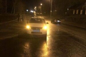 77-річний водій у Рівному збив чоловіка на пішохідному переході