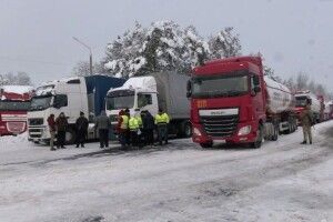 Польські перевізники хочуть заблокувати митний пункт пропуску на Волині 