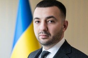 Два дні «пропрацював» на посаді прокурор області, який обіцяв підлеглим «#бати їх як тупих свиней»