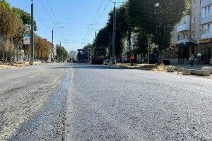 Наступного тижня у Луцьку закінчать асфальтувати проспект Волі