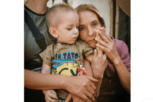 Одне з 25-ти найкращих у світі: фото української родини потрапило на сторінки National Geographic