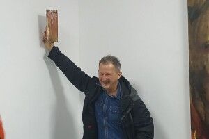 У Луцьку на аукціоні продали шпатель відомого художника