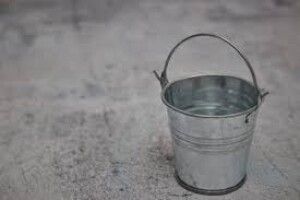 На Тернопільщині жінку засудили за вилиті на поліцейських фекалії