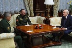 Лукашенко попросив у Шойгу гарантії безпеки для Білорусі