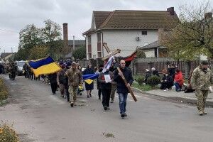 Назавжди в строю: у Ківерцях провели в останню путь молодого Героя