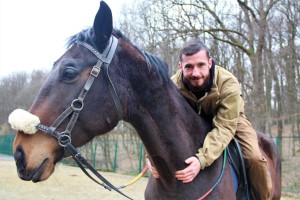 Коні надзвичайно реагують на учасників АТО 