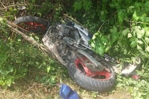 На трасі Львів-Луцьк волинянин на мотоциклі влетів в дорожній знак (Фото)