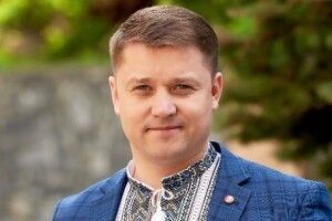 На міського голову Рівного через будинок відкрили кримінал