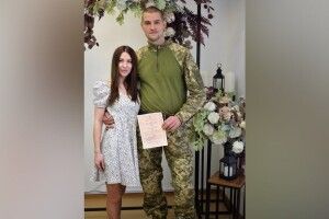 У Луцьку воїн одружився перед від’їздом на передову