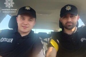 Луцькі патрульні допомогли літньому чоловіку