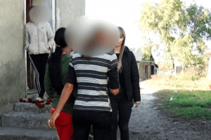 «Донька сама вирішила народжувати», – матір 11-річної породіллі 