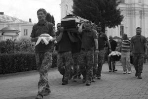 На Волині провели живим коридором гранатометника, який віддав життя за Україну 