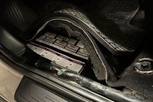 Автомобіль з «сюрпризом»: волинянин намагався приховати товар від митників