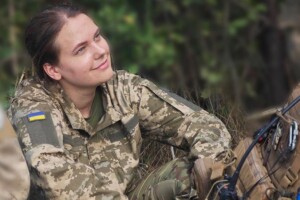 Перемігши злоякісну пухлину, волинянка Аліна пішла здобувати Перемогу на фронт!