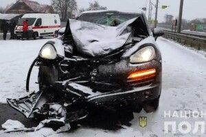 Porshe переїхало подружжя: пара загинула на місці