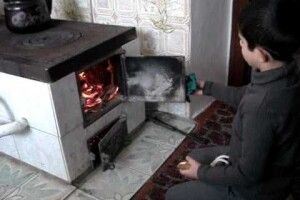 Волиняни гріються, а хати горять