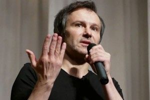 Святослав Вакарчук розповів, кого з кандидатів на булаву підтримає (Відео)