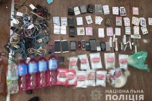 На Волині «смотрящі» у виправній колонії організували собі рай