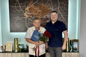 Його голос чули в кожній домівці Волині: ветерана журналістики привітали з ювілеєм