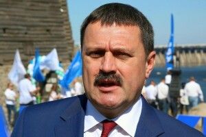 Деркач мав зруйнувати відносини України та США і допомогти рф захопити ядерні об’єкти, – британське дослідження