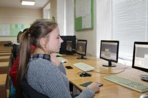 У Луцьку старшокласники з різних регіонів України вивчали комп’ютерне моделювання