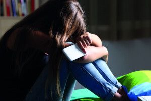 Чоловік займався сексом з 15-річною за гаражами: його судили