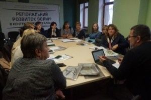 Волинських голів вчили, як зекономити на культурі та освіті