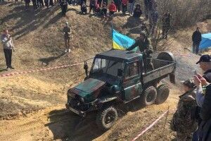 На Волині відбулися автомобільні гонки бездоріжжям