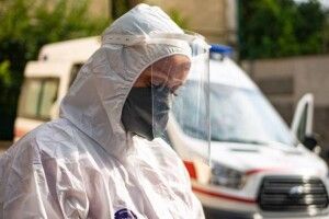На Рівненщині у лікарнях критична ситуація, готуються розгортати додаткові ліжка