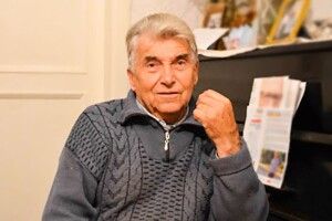 «Ми підем до бою разом із тобою»: любимий усіма волинський композитор записав пісню (Відео)