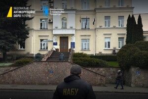 30 тисяч доларів за забудову: НАБУ повідомило підозру депутату Луцькради
