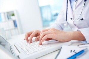Для комп’ютеризації робочих місць волинських медиків виділять 500 тисяч гривень