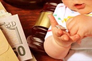 Волинянина судитимуть за ухилення від сплати аліментів на дітей