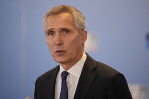 Росія попросила Китай надати зброю для війни проти України — НАТО