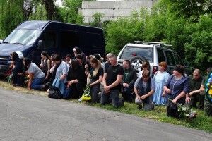 На Волині провели в останню дорогу полеглого Героя Сергія Карпука (Фото)