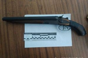 У Маневицькому районі поліцейські вилучили обріз