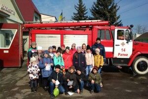 Школярі із Замшан Ратнівського району вчилися берегтися від вогню (Фото)