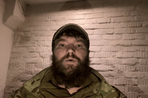 Полк «Азов», який захищає Маріуполь, повідомив про «ігнор» від деяких політиків
