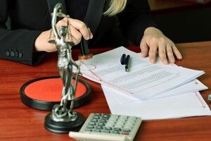 Важливі документи на Волині юридично посвідчують 142 нотаріуси