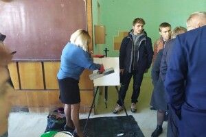 У Маневицькому професійному ліцей провели майстер-клас з нанесення екоштукатурки в рамках проекту з енергозбереження