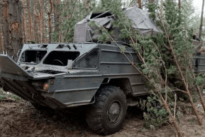 Українські захисники захопили ворожий плаваючий зенітний комплекс