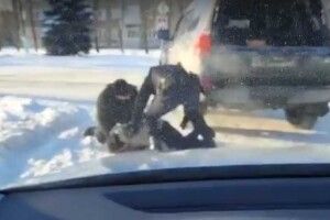 У Росії затримали двох різних підлітків, які планували теракти в школах
