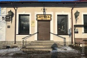 Історична пам'ятка оживає: у Луцьку запрацювала аптека-музей