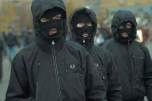 Заява поліції Волині: усі 29 затриманих на Старому ринку «тітушок» в балаклавах виявилися... «муніципалами»