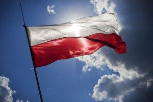 Польща почала видавати українцям робочі візи