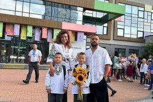 Де будуть навчатись діти-школярі відомого співака з Луцька 