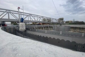 Реконструкція очисних споруд у Луцьку йде за планом, один відстійник уже протестовано