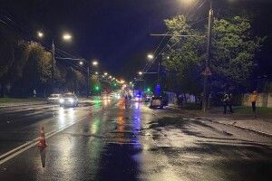 У Луцьку жахлива аварія: загинув пішохід (Фото)